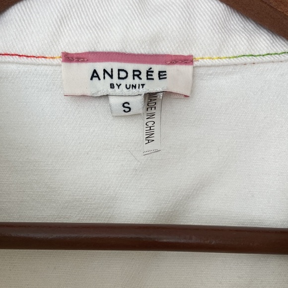 White denim jacket - Picture 2 of 4